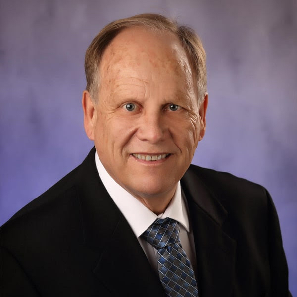 Meet Dr. Peterson - Aurora Dentist Cosmetic and Family Dentistry